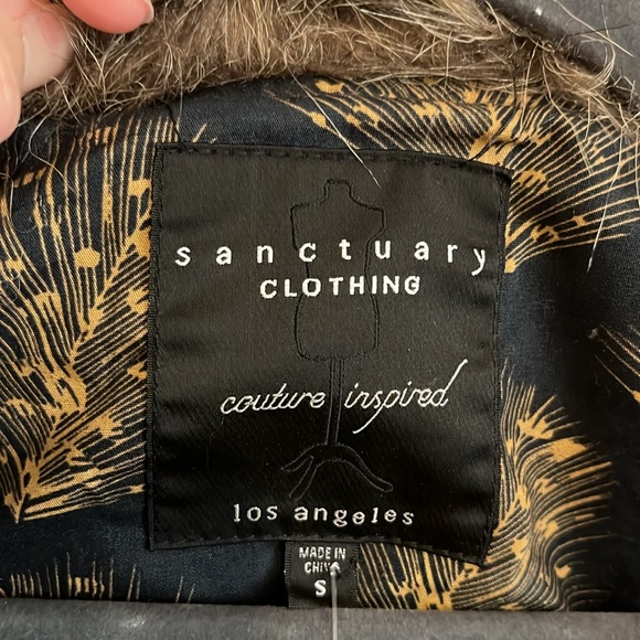 Anthropologie Faux fur outer shell vest Sanctuary Clothing size small - Picture 5 of 5